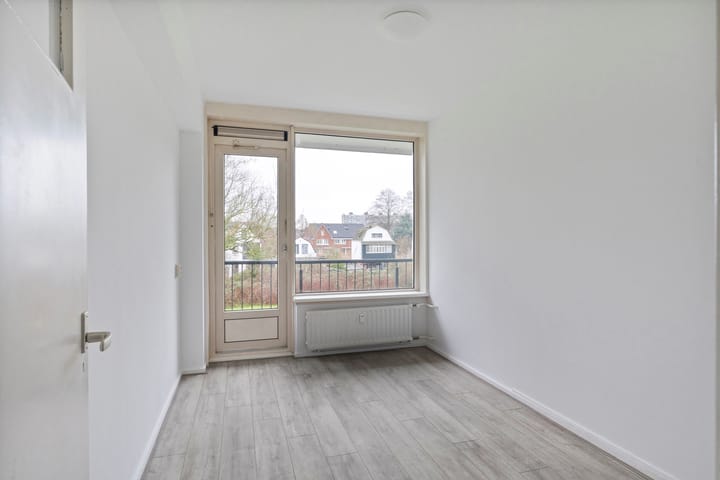 Photo 11 of Immanuel Kantstraat 166