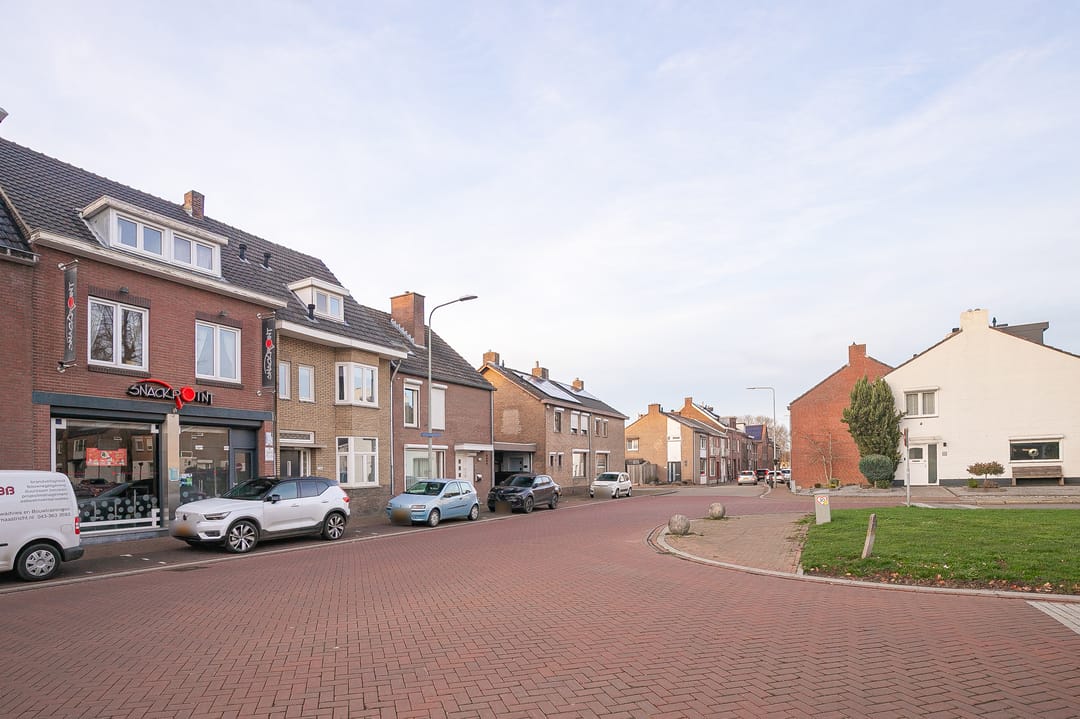 Foto 38 van Ambyerstraat Noord 125-A