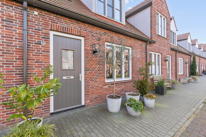 Foto 4 van Grenenhout 17
