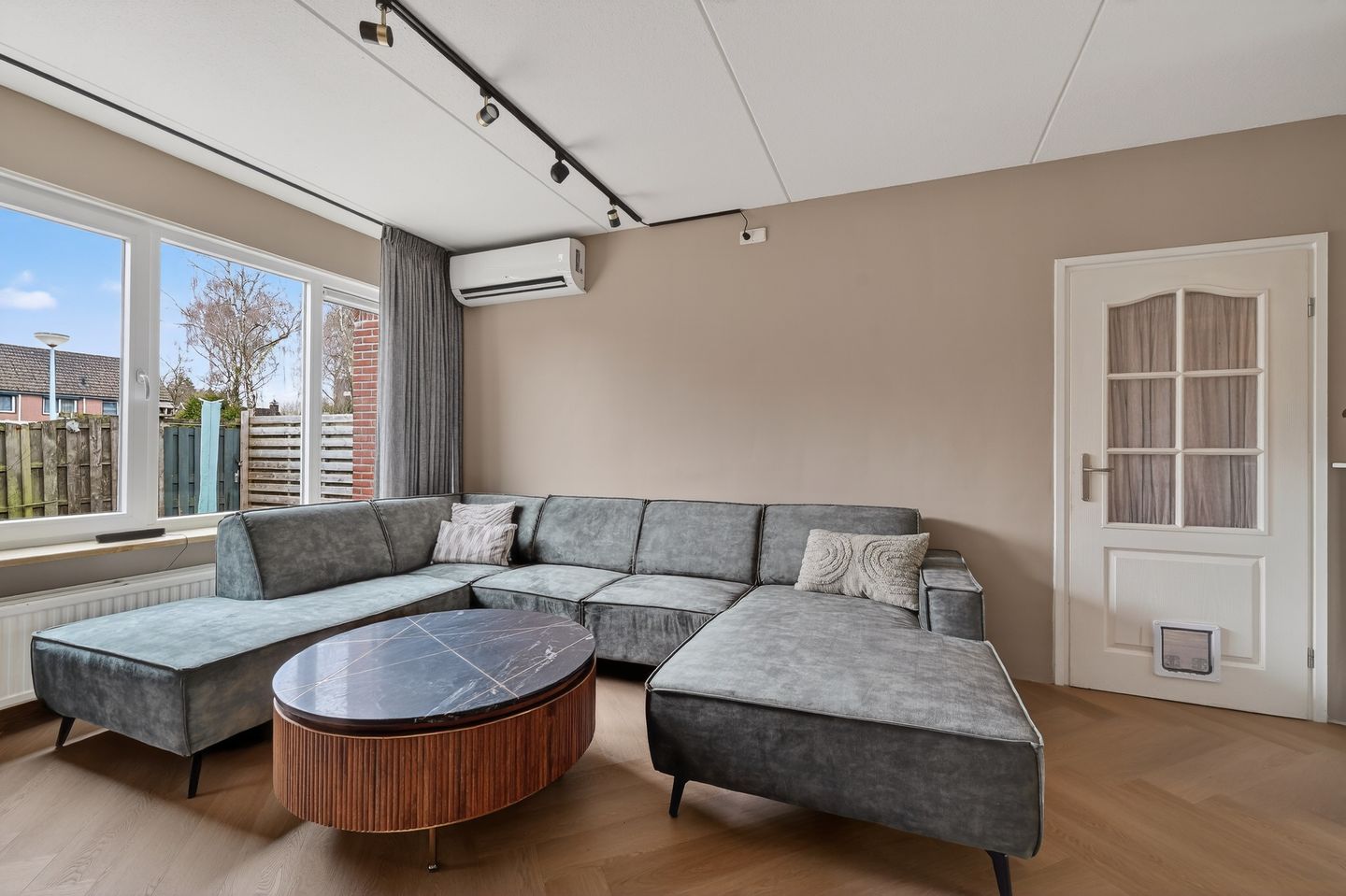 Photo 10 of Anker 53