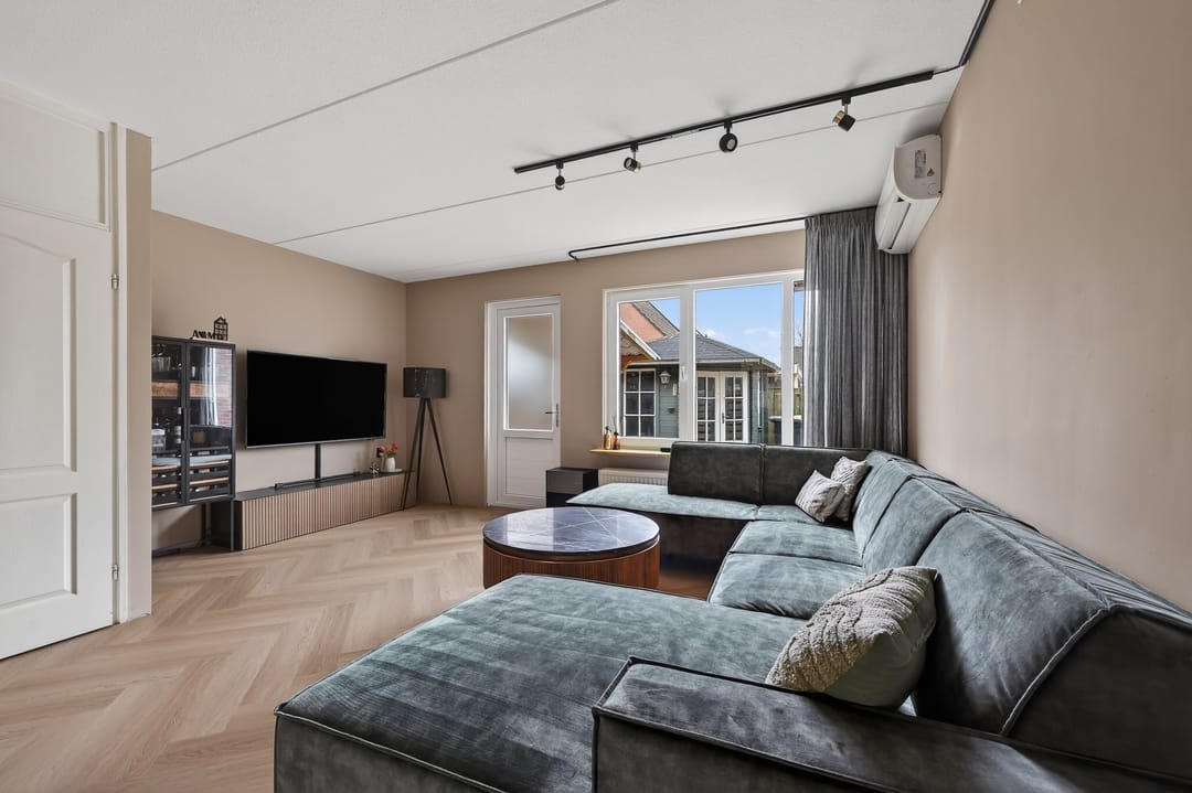 Photo 13 of Anker 53