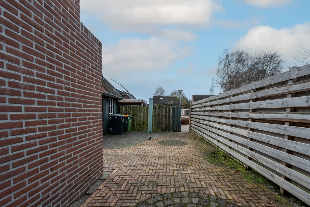 Photo 37 of Anker 53