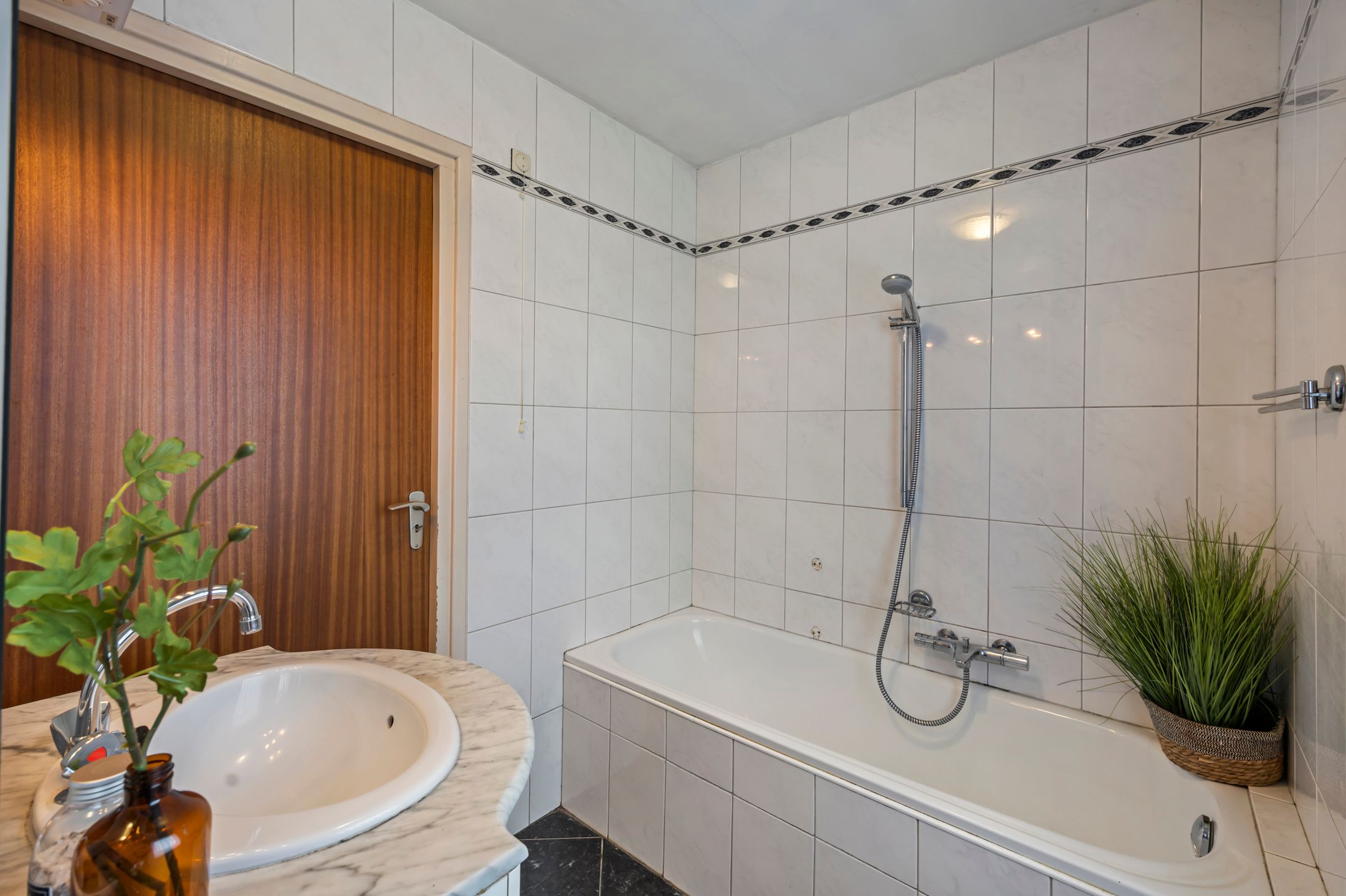 Photo 33 of Hingenderstraat 72
