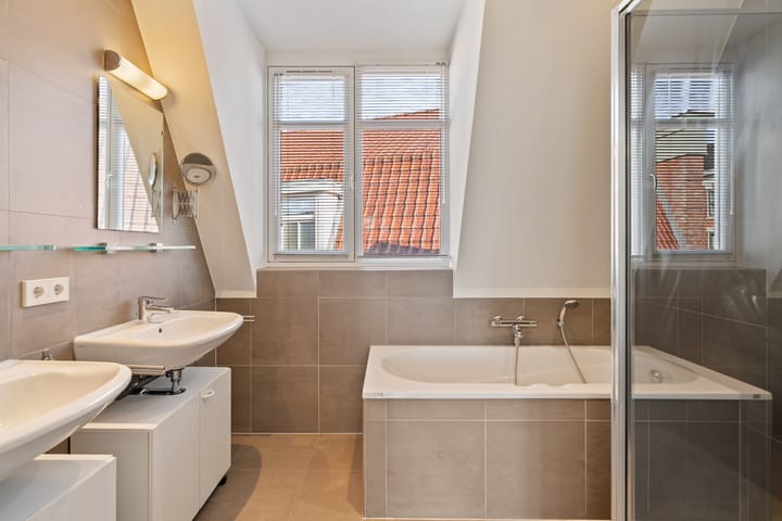 Foto 24 van Voorstraat 153-A