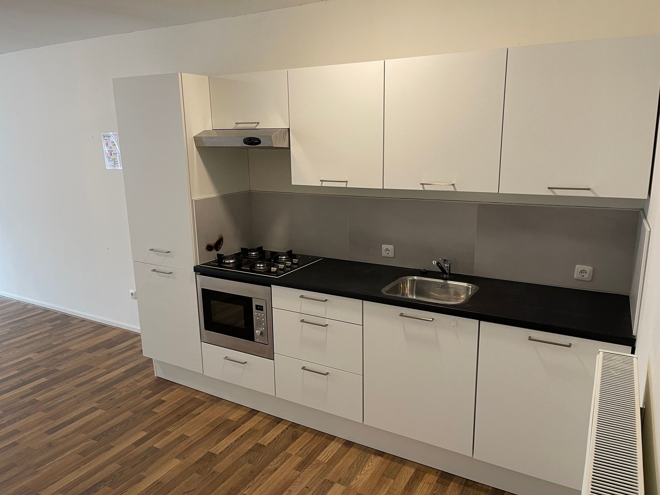 Photo 9 of Voorstraat 77-A