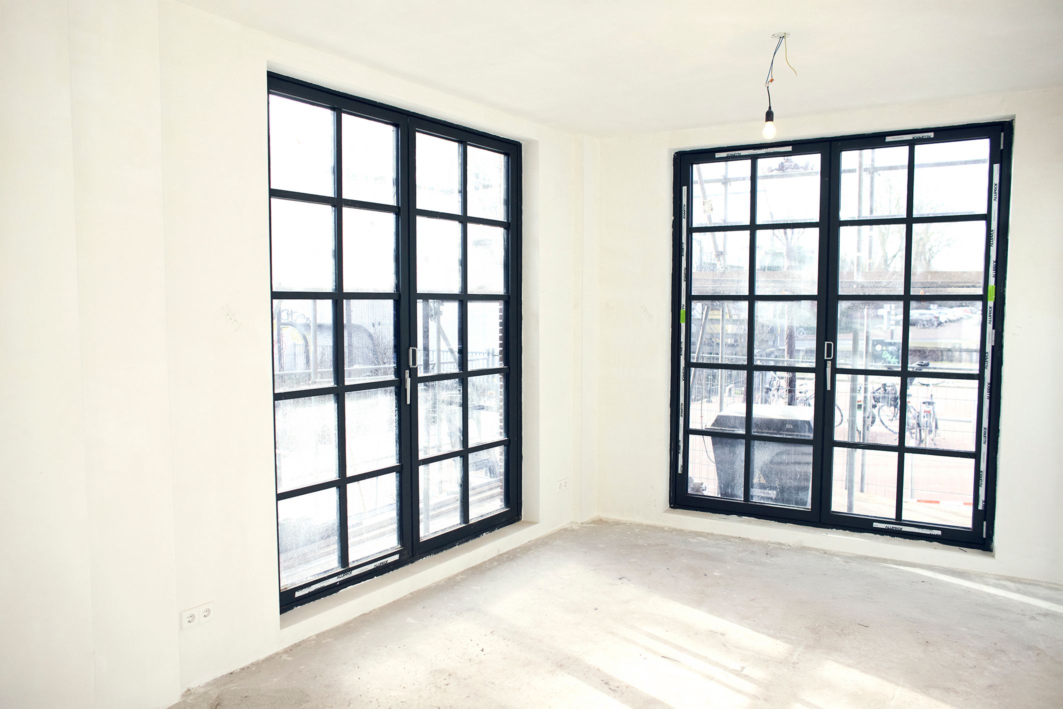 Photo 6 of Schiemanstraat 10