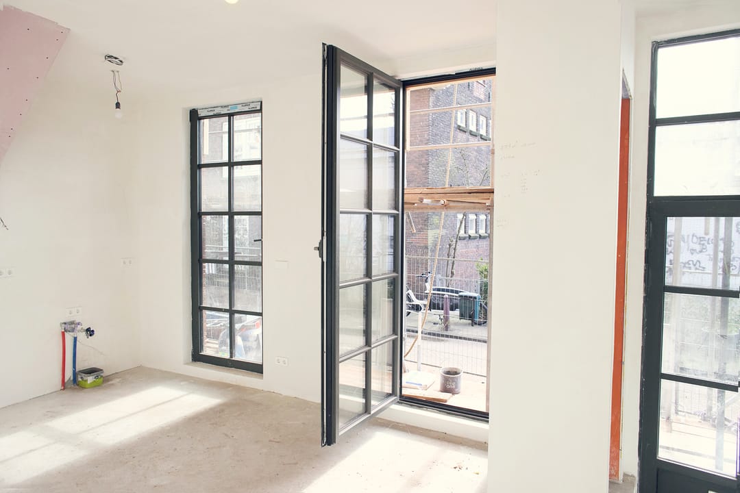 Photo 11 of Schiemanstraat 10