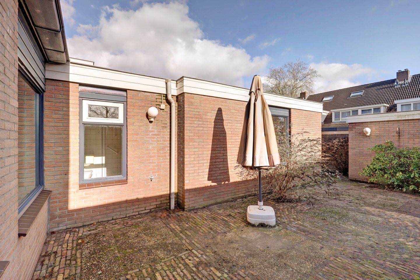 Photo 34 of Vijverlaan 29