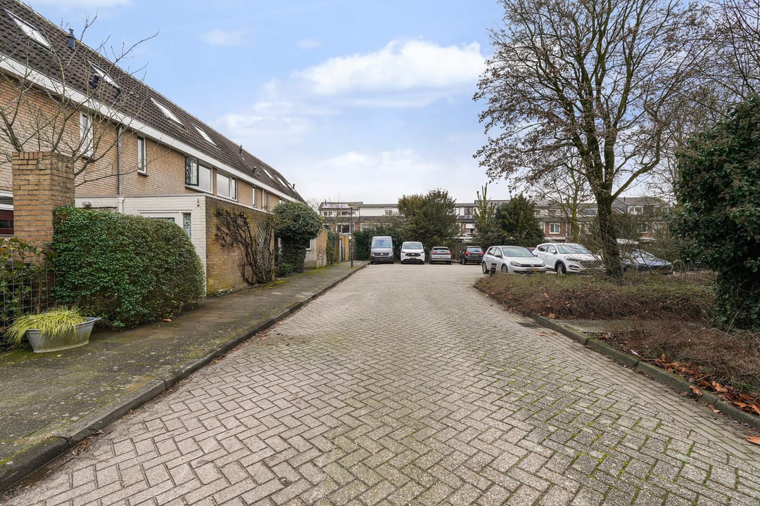 Photo 41 of van Overbeekstraat 32