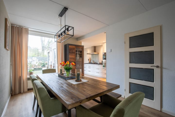 Foto 12 van Zoete Kroon 27