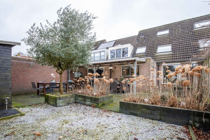 Foto 42 van Zoete Kroon 27