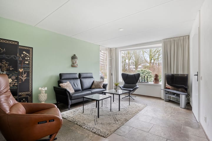 Photo 4 of Locatellistraat 17