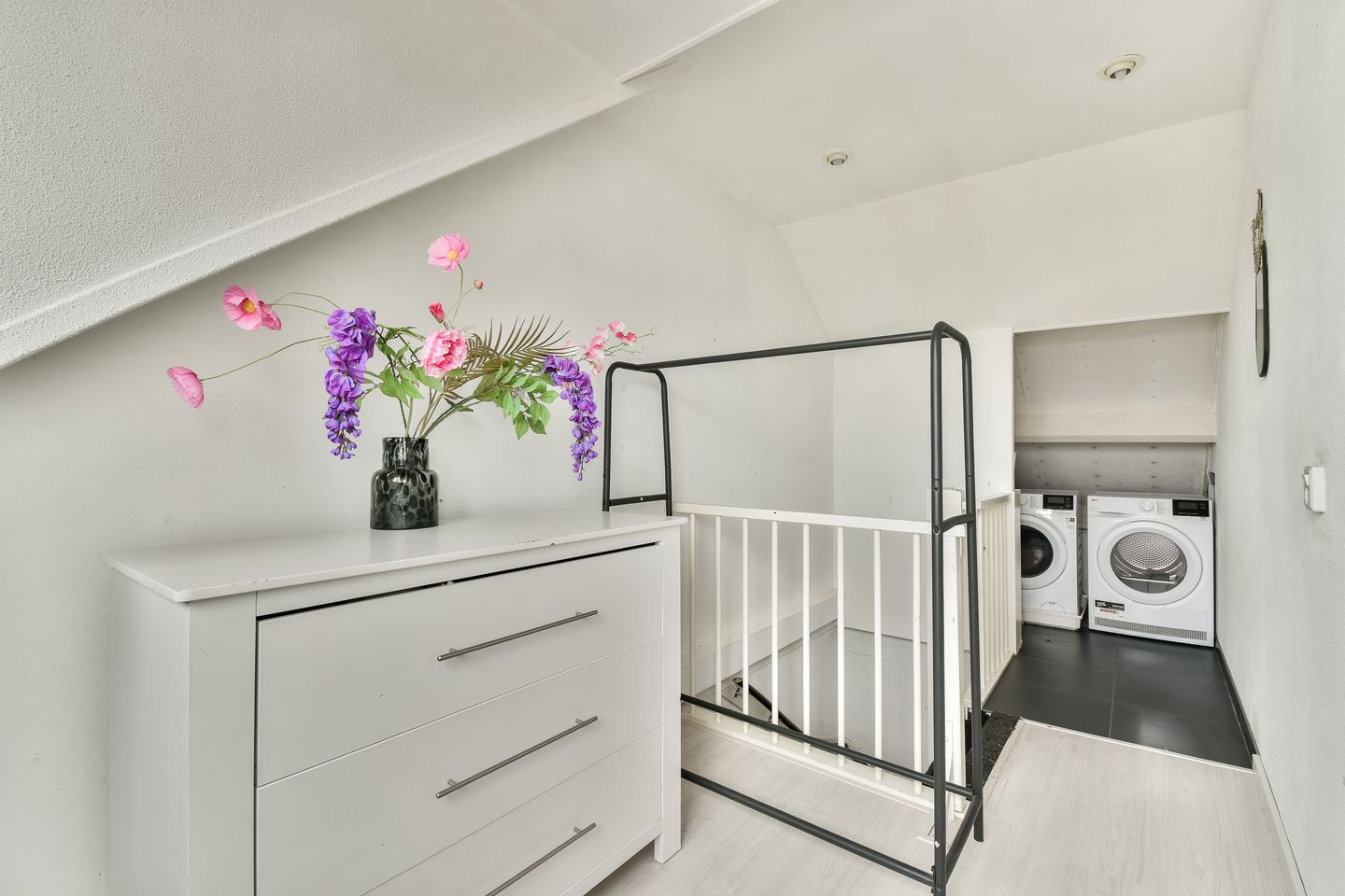 Modern 5-Room Terraced House in Drevenbuurt on Own Land — 39