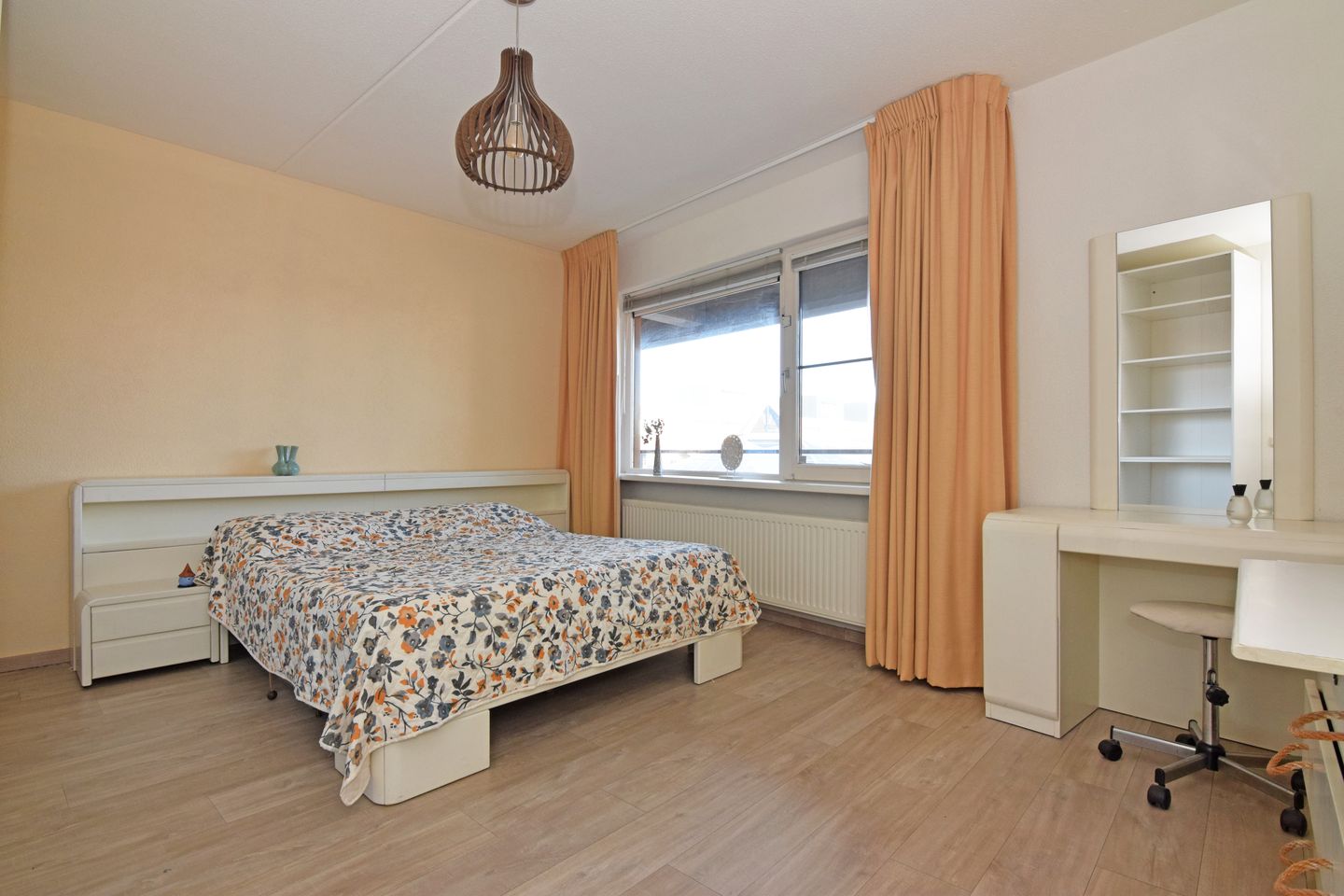 Foto 10 van Dr. Max Euwestraat 4