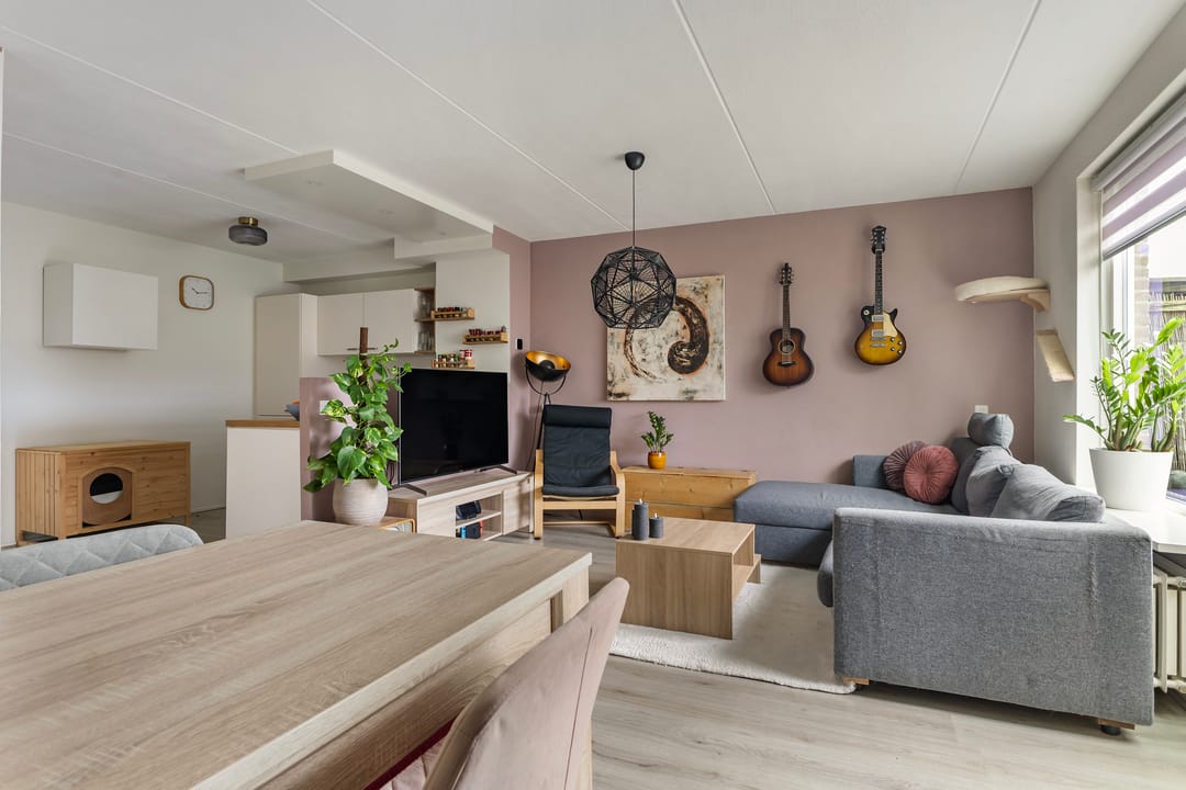 Photo 13 of De Leeuw 61