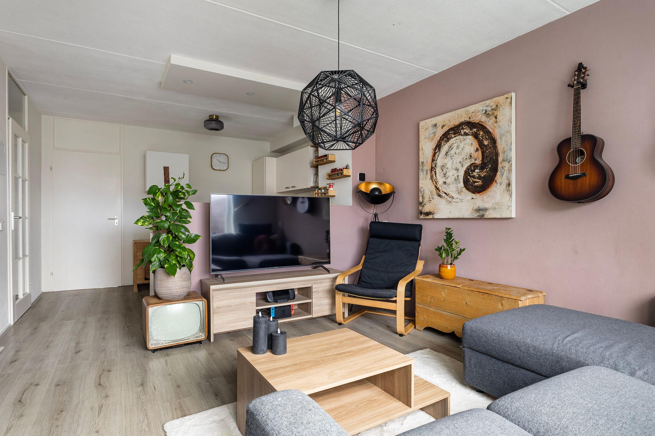 Photo 15 of De Leeuw 61