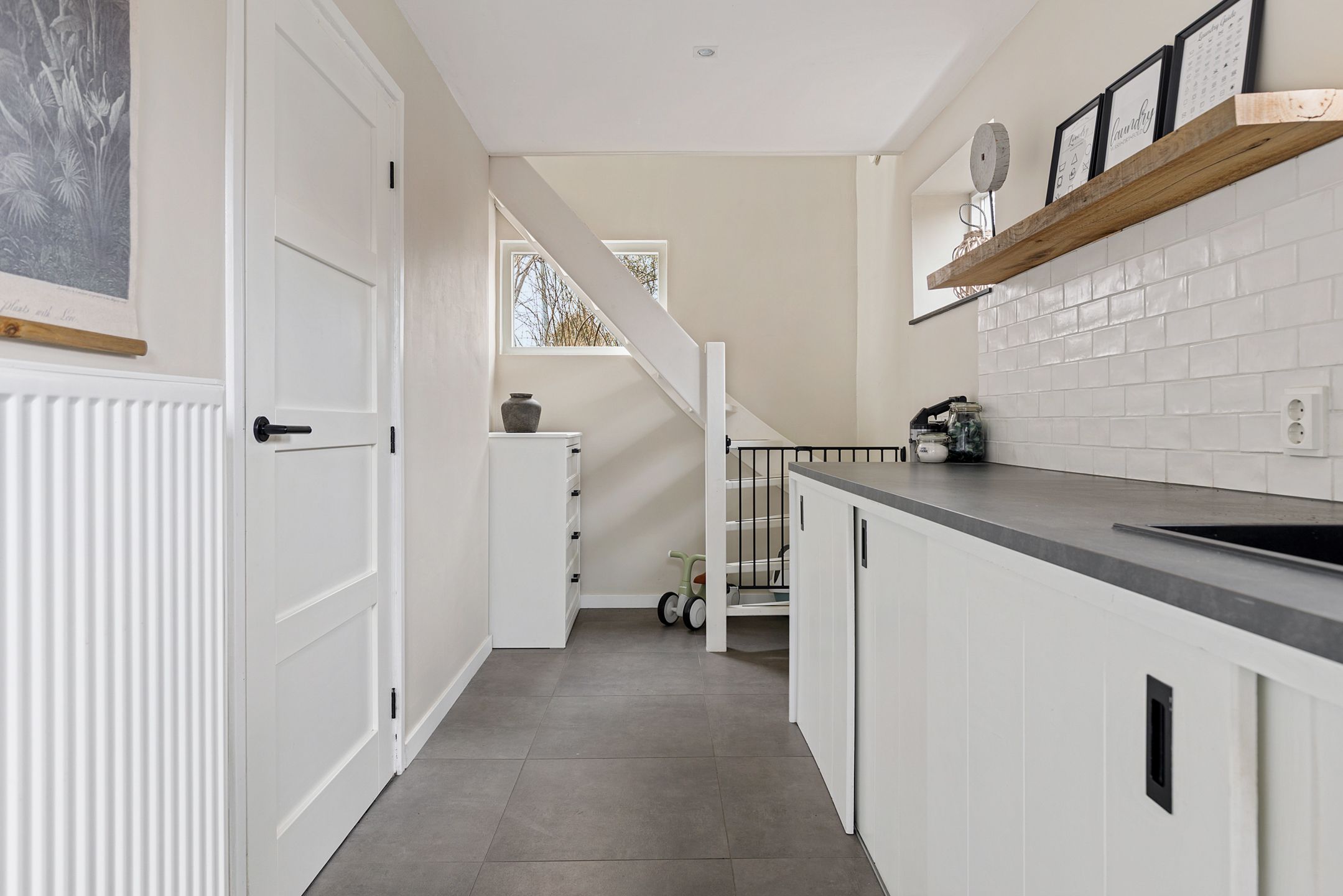 Modern extended family home in child-friendly neighborhood — 60