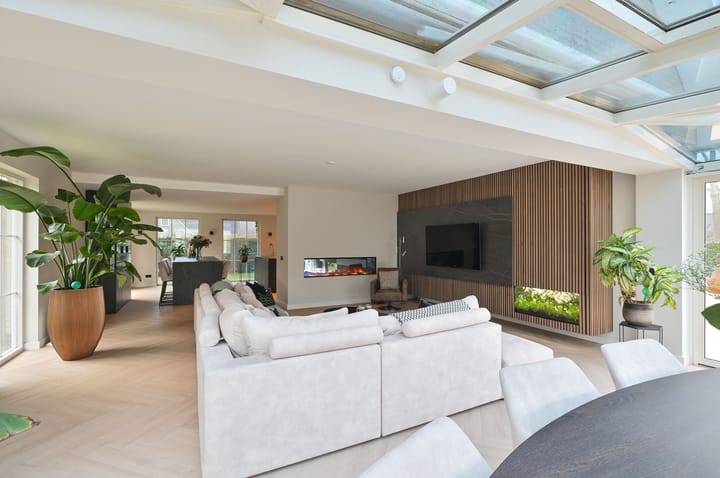 Luxury Villa in Verzetswijk with 227m² Living Space, Conservatory and Premium Kitchen — 38