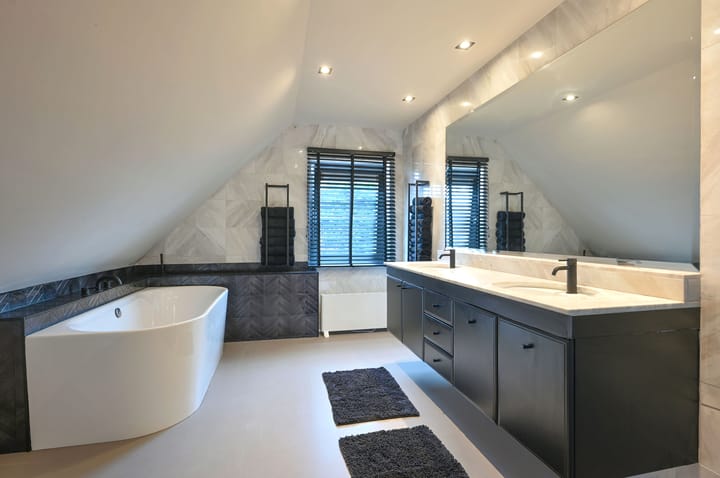 Luxury Villa in Verzetswijk with 227m² Living Space, Conservatory and Premium Kitchen — 68