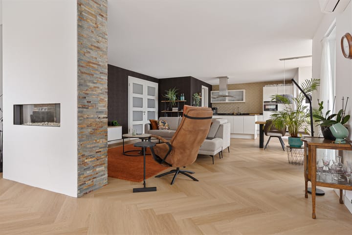 Spacious Waterfront Detached Home with Private Dock in Blauwestad — 52