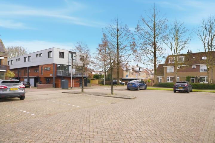 Photo 27 of Du Perronlaan 62