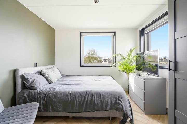 Photo 12 of Du Perronlaan 62