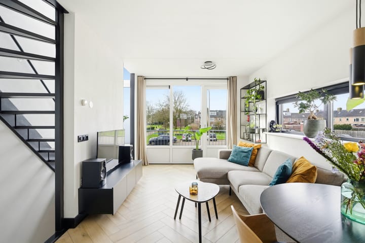 Photo 2 of Du Perronlaan 62