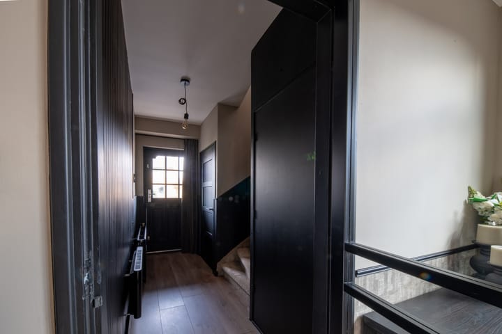 Modernized detached house with multifunctional shed — 14
