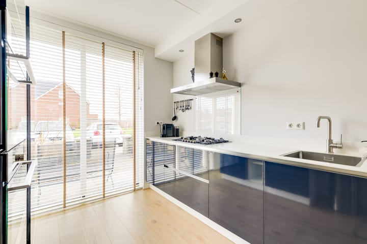 Energy-Efficient Terraced House with Underfloor Heating in Maasdijk — 17
