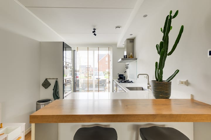 Energy-Efficient Terraced House with Underfloor Heating in Maasdijk — 15