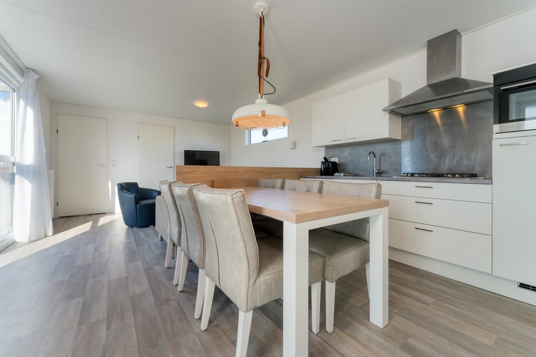 Photo 7 of Zeedijk 24-601