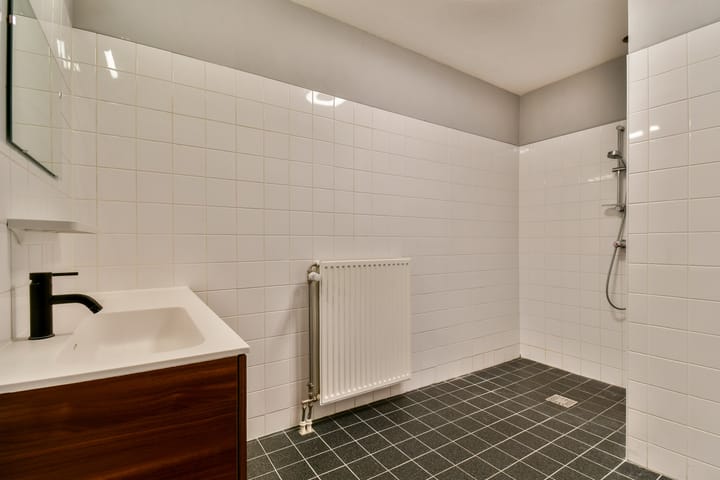 Foto 8 van Julius Pergerstraat 158