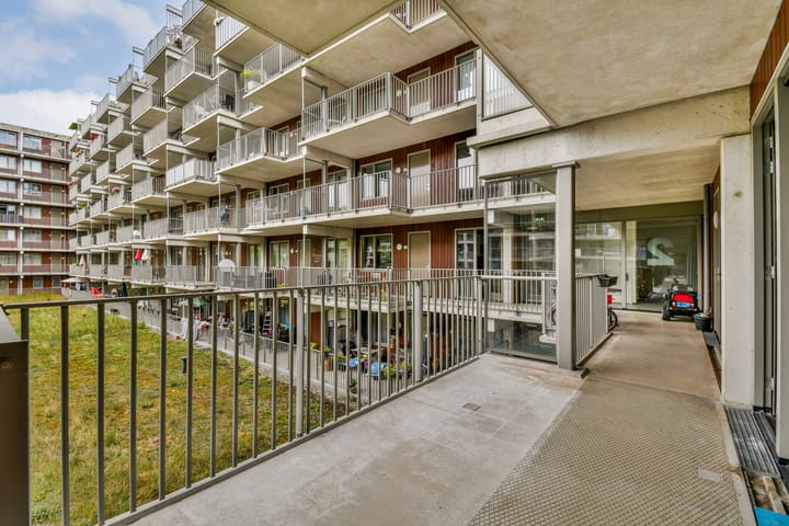 Foto 14 van Julius Pergerstraat 158