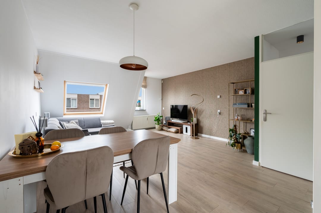 Foto 1 van Ringspoor 28