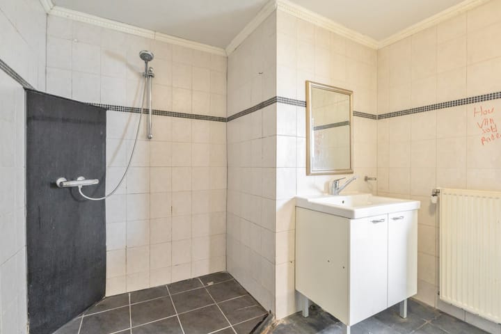 Foto 19 van 2e Vroonstraat 16