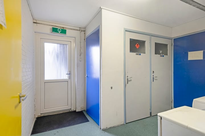 Foto 33 van 2e Vroonstraat 16