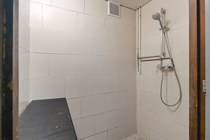 Foto 39 van 2e Vroonstraat 16