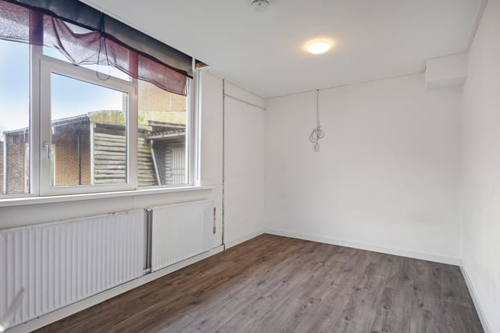 Foto 41 van 2e Vroonstraat 16