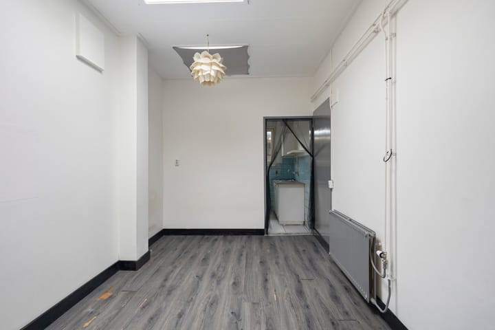 Foto 44 van 2e Vroonstraat 16