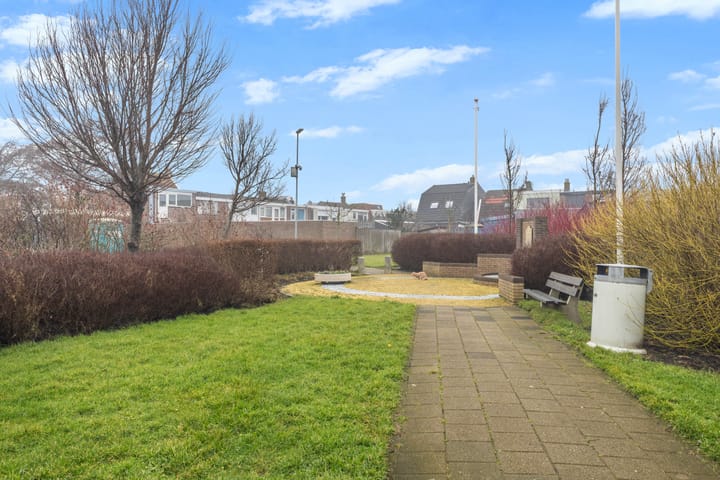 Foto 53 van 2e Vroonstraat 16