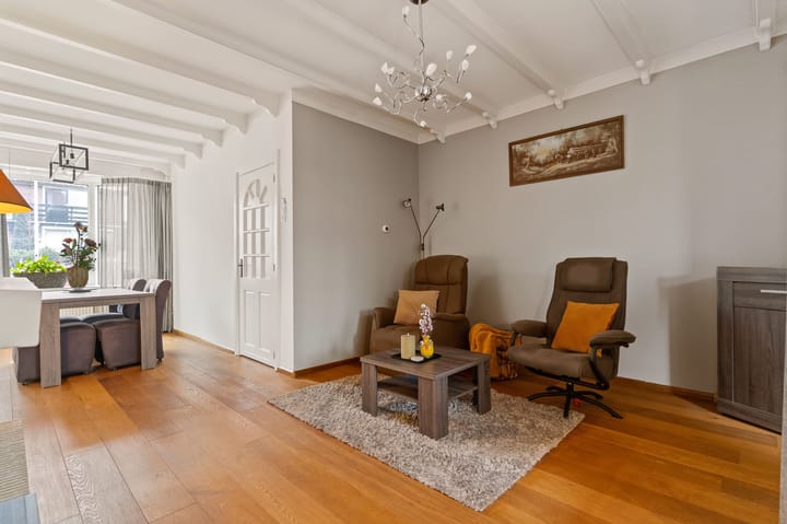 Foto 10 van Jan van Nassaustraat 2