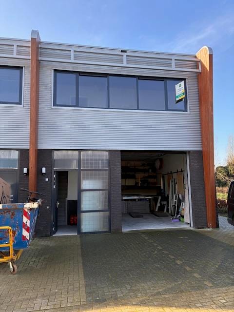 Bekijk foto 2 van Industrieweg 5-h