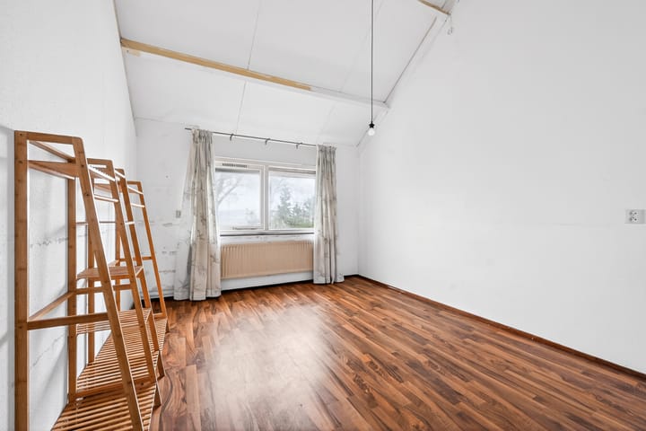 Corner home with unobstructed views in Barger-Oosterveld — 34