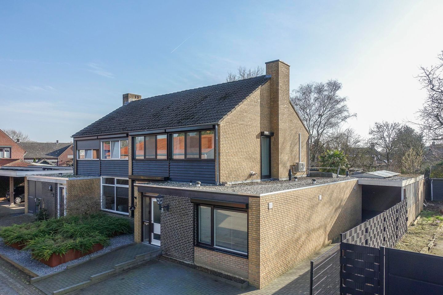 Spacious semi-detached home with energy label A in quiet village setting — 99