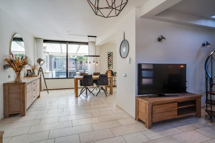 Spacious semi-detached home with energy label A in quiet village setting — 23