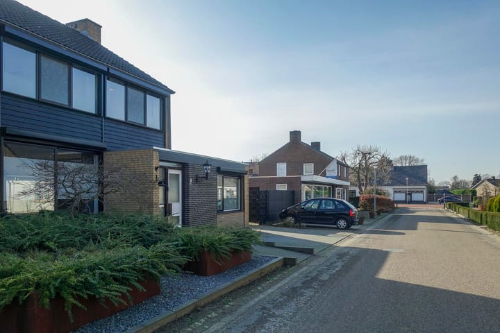 Spacious semi-detached home with energy label A in quiet village setting — 102