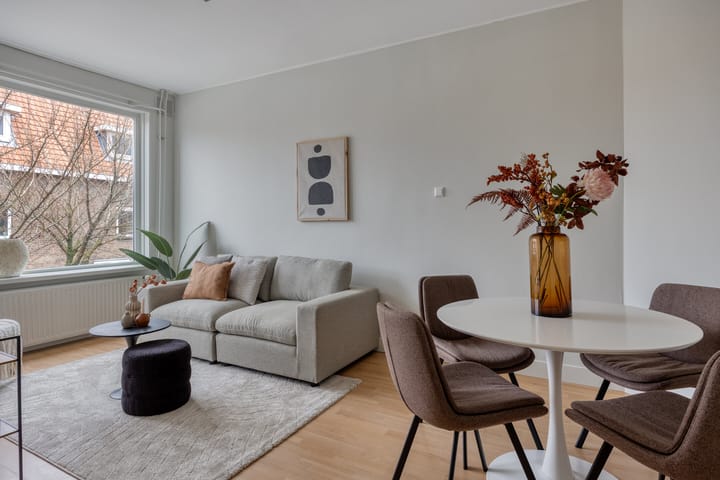 Spacious 6-room upper apartment with conversion permit in Utrecht Zuilen — 13