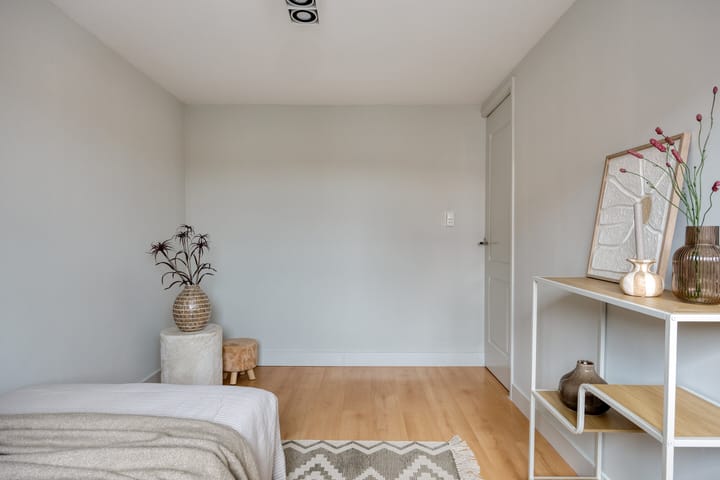 Spacious 6-room upper apartment with conversion permit in Utrecht Zuilen — 58
