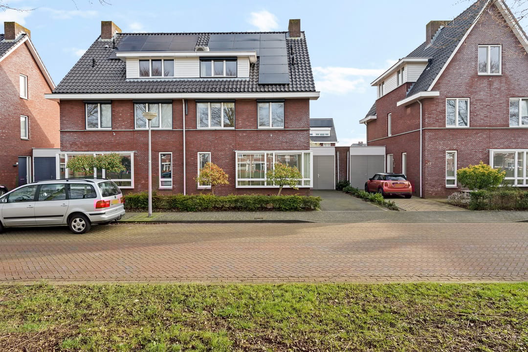 Photo 38 of Rapsodieweg 39