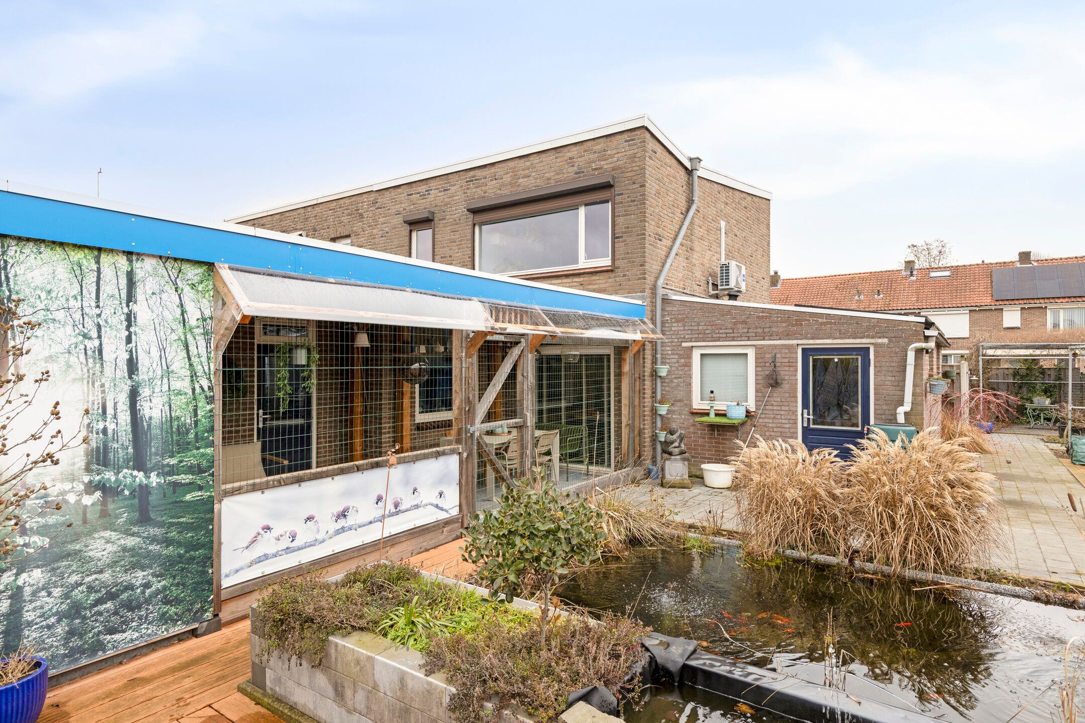 Corner House with New Bathroom, Garage and Spacious Garden in Schadewijk — 48